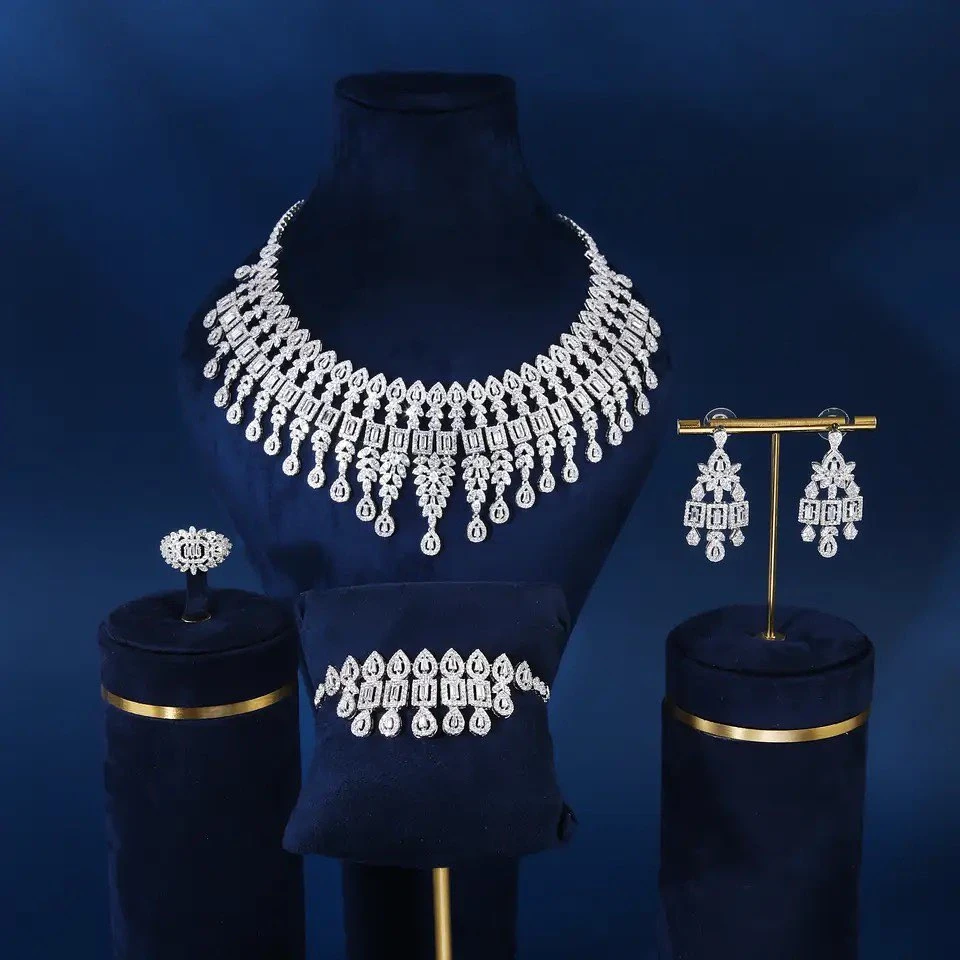 طقم زركون عرائسي كلاسيكي فخم 👑💎