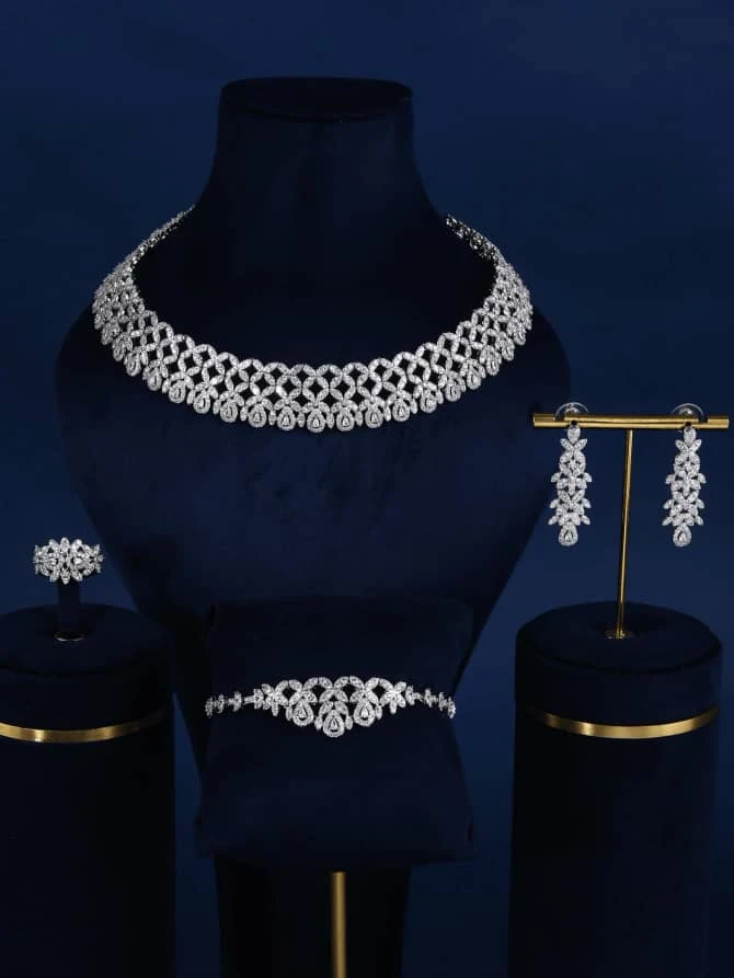 طقم زركون عرائسي كلاسيكي فخم 👑💎