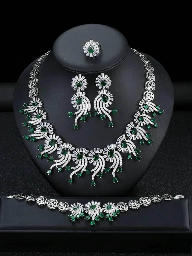 طقم زركون عرائسي كلاسيكي فخم 👑💎