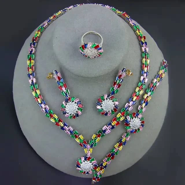 طقم زركون عرائسي كلاسيكي فخم 👑💎