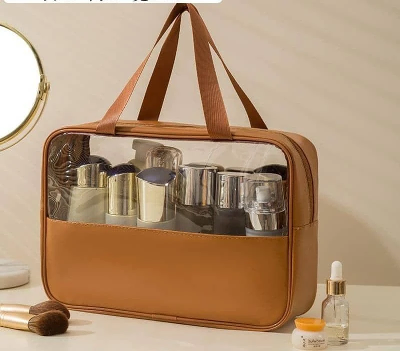 حقائب مستحضرات تجميل