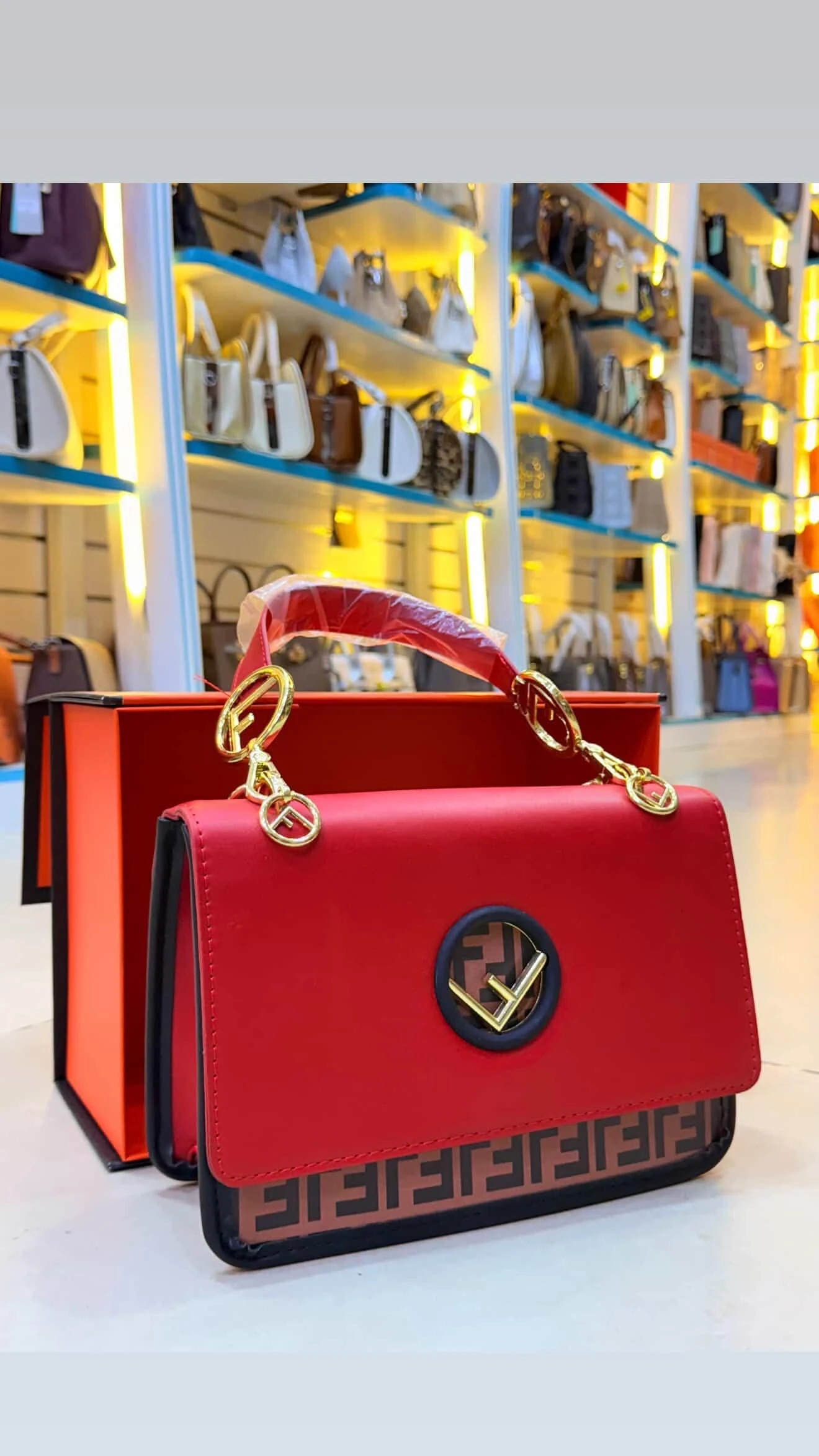 شنط نسائية فخم