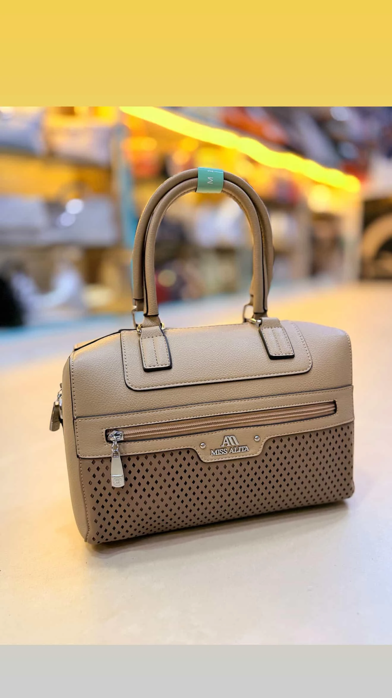 شنطة بلاك إليغانس