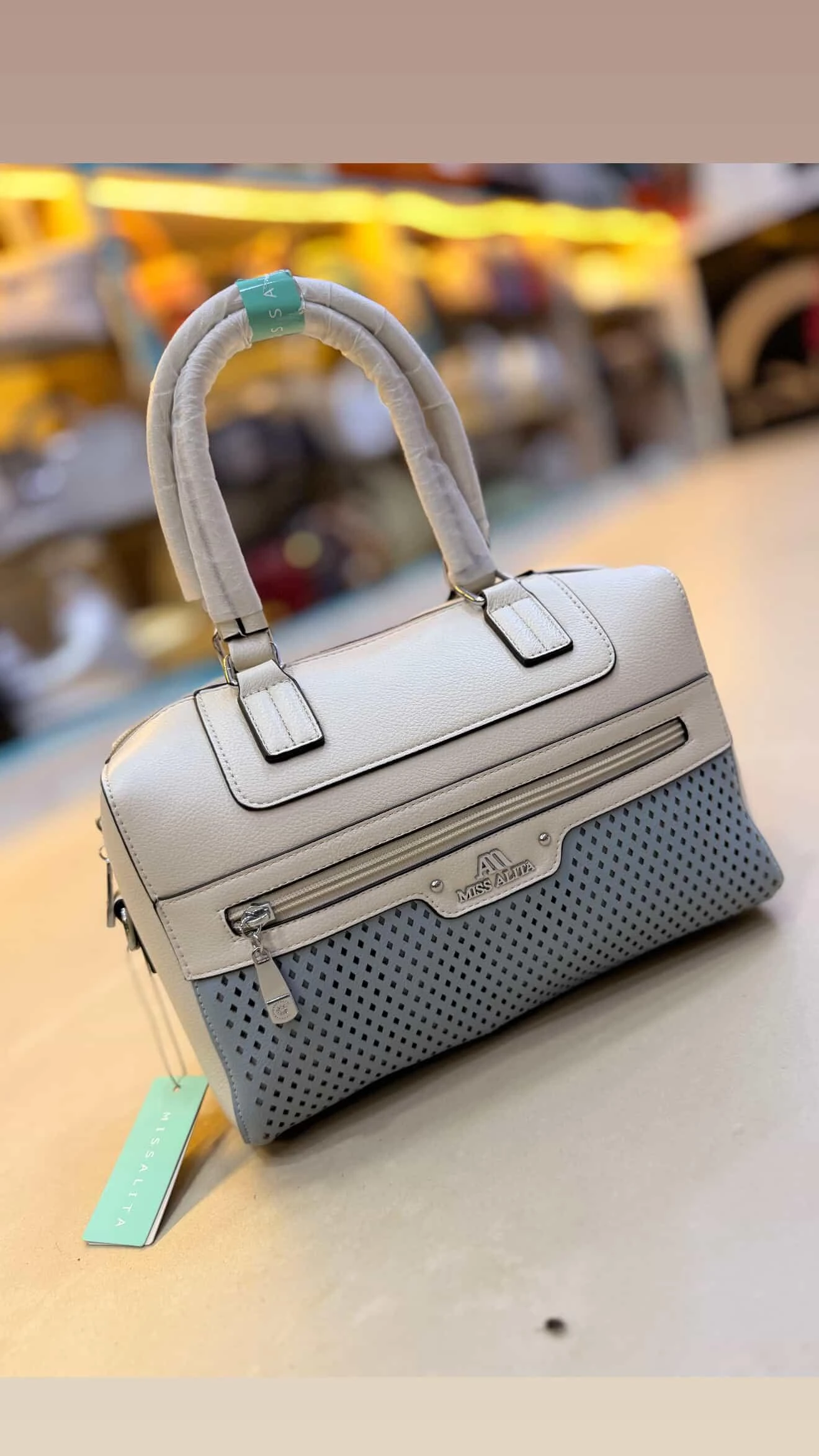 شنطة بلاك إليغانس