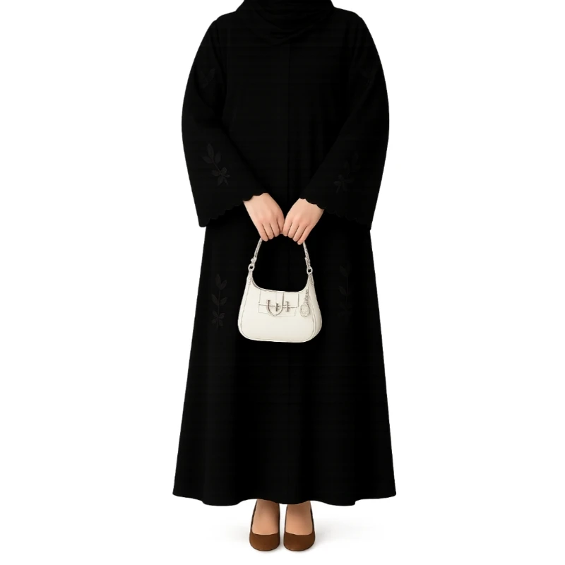 عباية قماش نصف القمر بتطريز ناعم