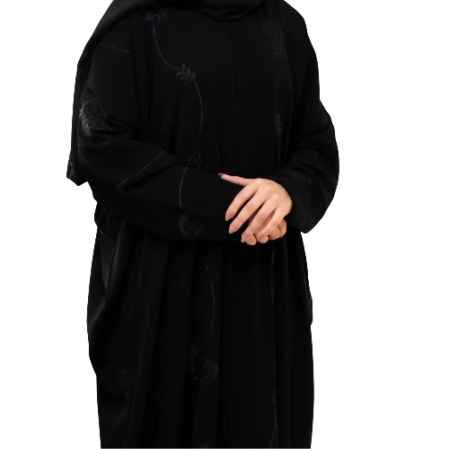 عباية التطريز الملكي الأسود