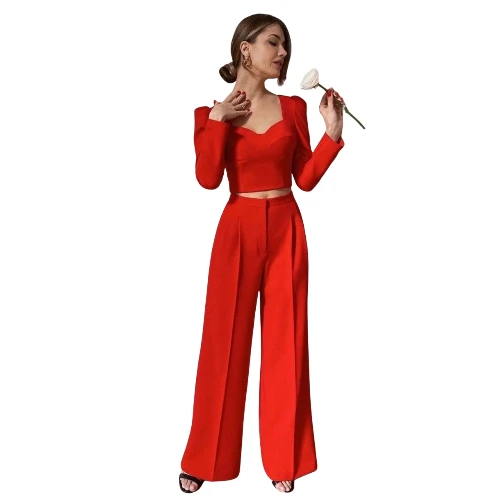 طقم إيلا بتصميم فاخر